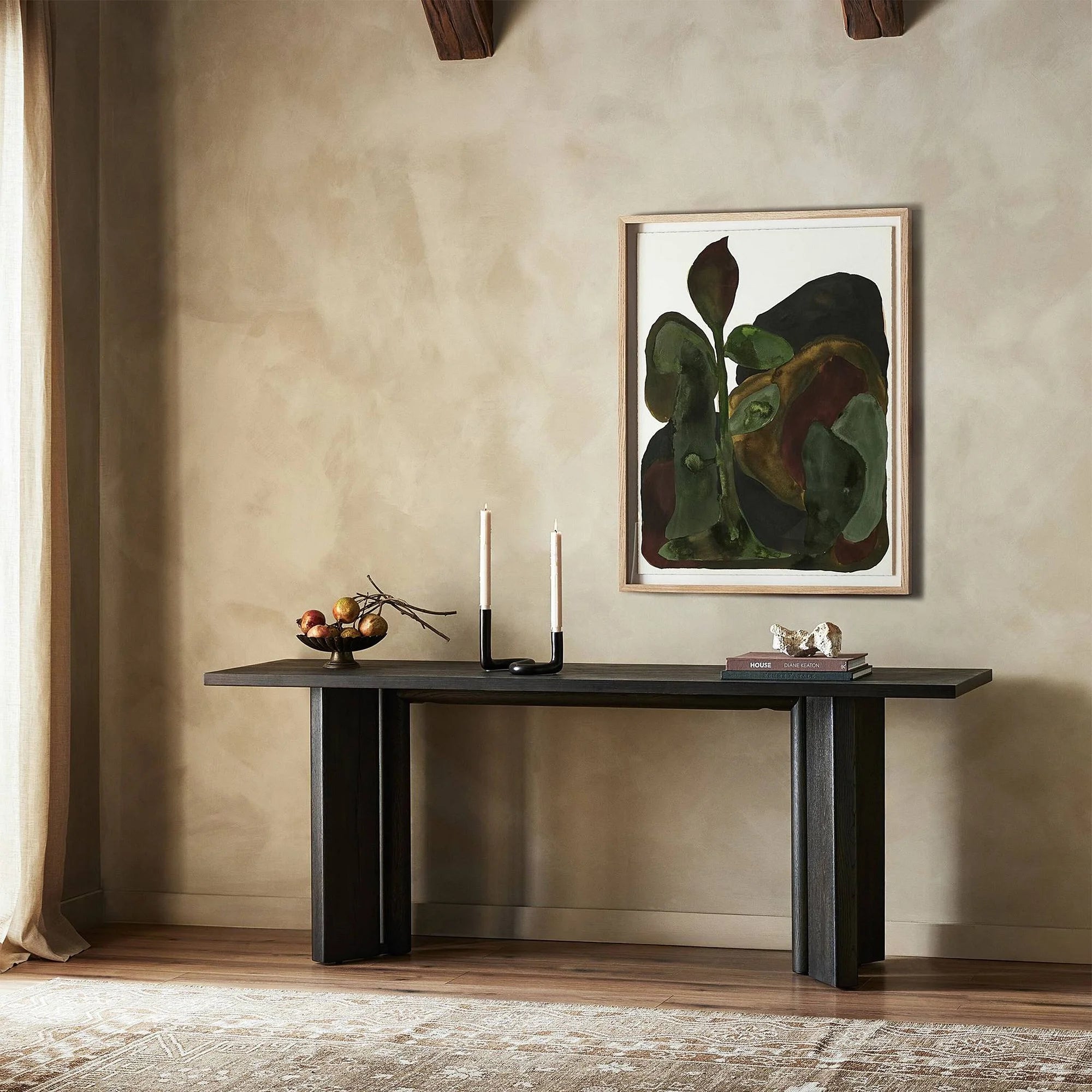 Minimalist Console Table Statement Design